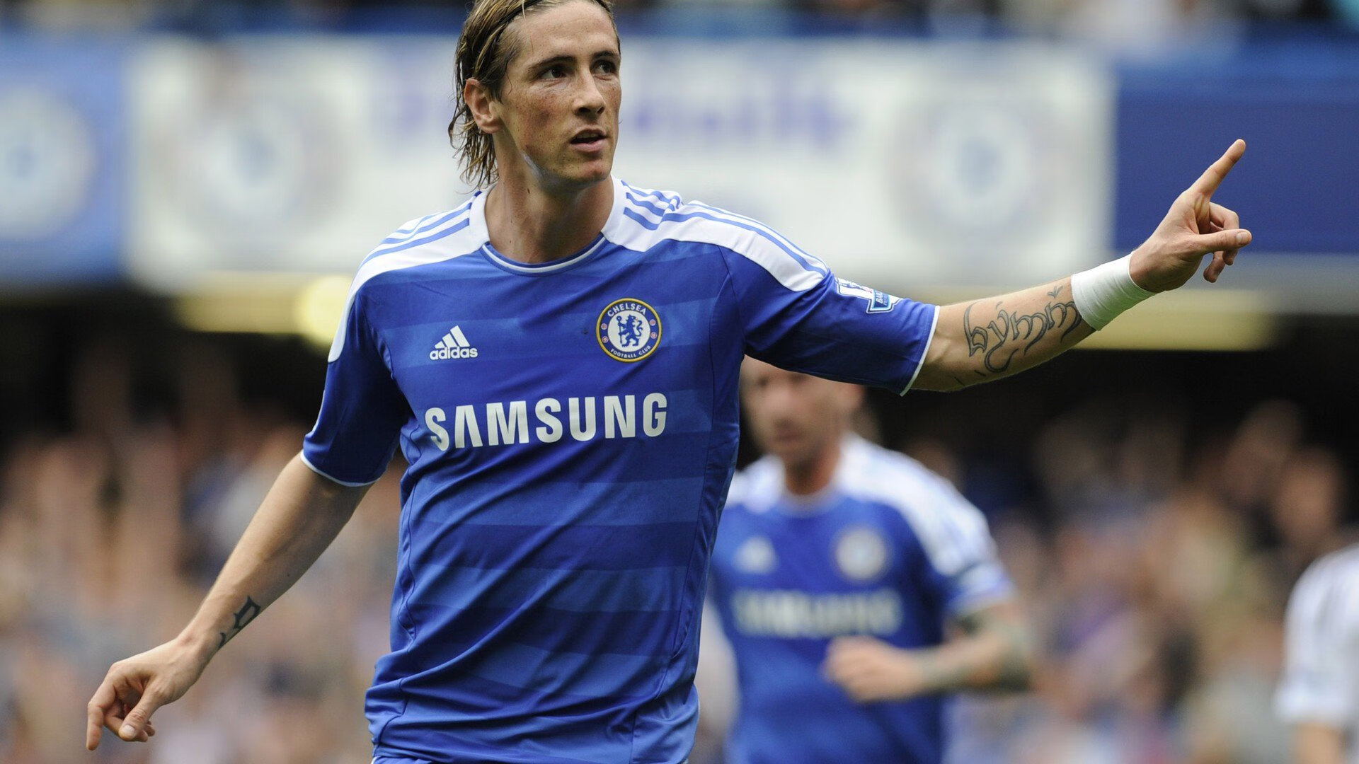 五大联赛是否通过设置边路节奏点扰乱防守系统重心，五大联赛边锋